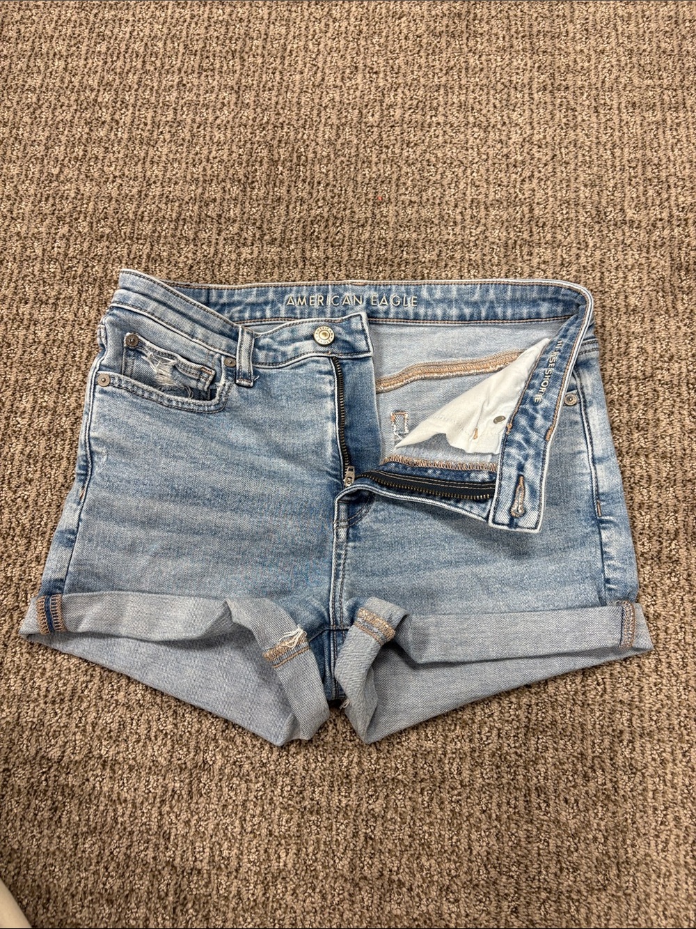 American Eagle Outfitters Light Wash Rolled-Hem Denim Shorts